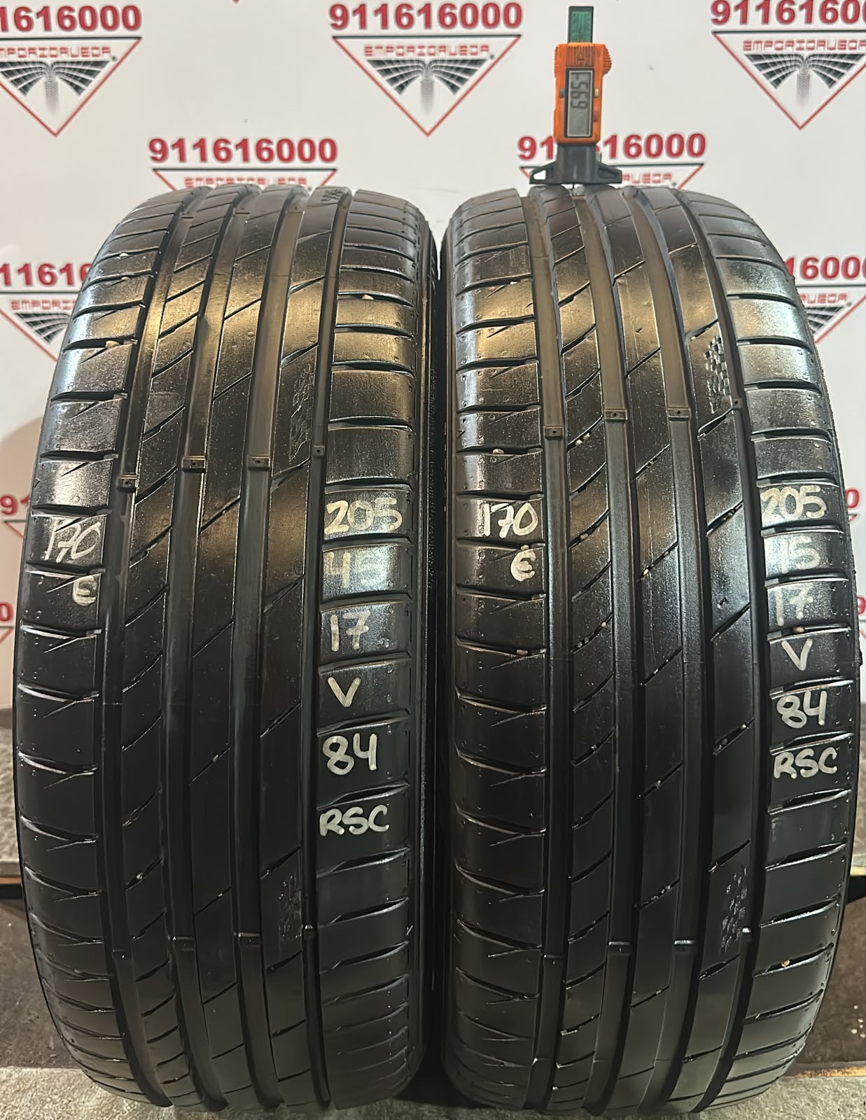 KUMHO ECSTA USADO RSC 205/45 R17 84 V